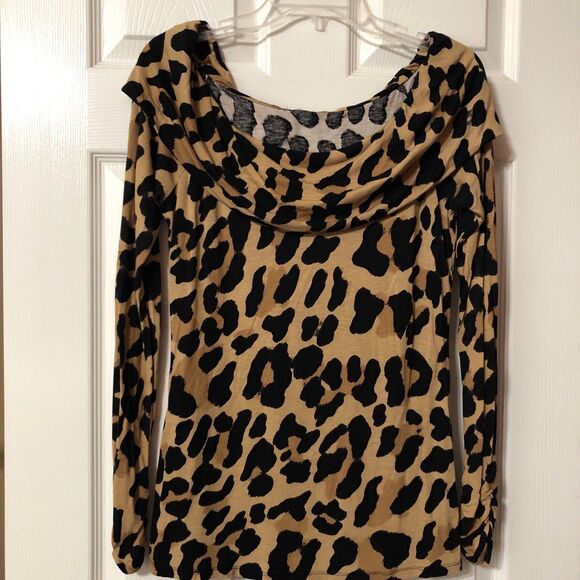 Leopard Blouse Size Small Long Sleeve Scoop Neck Women's - Picture 2 of 7